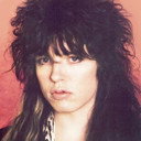 Tom Keifer als Self - Guitar / Lead Vocals