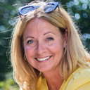 Pernilla Månsson Colt als Self - Host