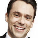 Bryan Safi als Barnes