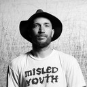 Jamie Thomas als Self - pro skateboarder