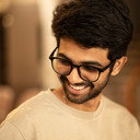 Sujjal Reddy Vanga als Varun