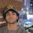 Advaith Jayakrishnan als Drummer