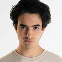 Sebastián Poza als Nicolás
