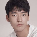 Park Young-un als [Yu Gyeom's Junior]