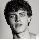 Conor Sánchez als Young Peter