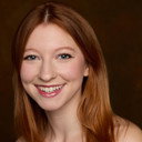 Olivia Fox als Nicole