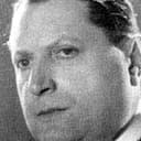 Gaston Mauger als Le directeur du théâtre Follies-Montmartre