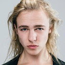 Louie Swain als Self