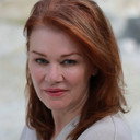 LuLu Roche als Chip's Mother (voice) (as Louise Roche)