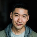 Leslie Kwan als The Gentleman