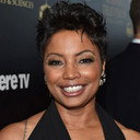 Lynn Toler als Self - Host