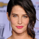 Cobie Smulders als Emma