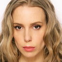 Mélanie St-Pierre als Tiffany