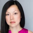 Leah Zhang als Mani-Pedi Woman #2