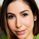 Julie Duarte als Taurina