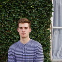 Dylan Sharon als Frat Brother