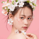 張毓宜 als Young Fang Yu