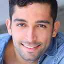 Nicolas Sellar als Javier Aguilar
