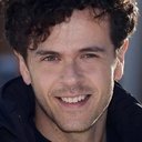 Michaël Grégorio als Adrien