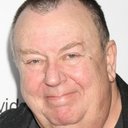 Troy Evans als Detective Warshowski