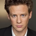 Jacob Pitts als Cooper Harris