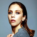 Barbara Chichiarelli als Gloria