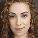 Saniye Samra als Casino Görevlisi