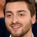 Simon Larvaron als Romain