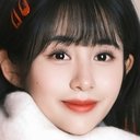 張歆怡 als Shujuan Meng