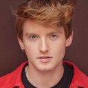 Elliott als Adrien / Chat Noir (singing voice)