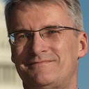 Elmar Theveßen als Self - Interviewee