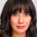 Mariand Torres als Trish