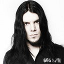 Daniel Erlandsson als Drums