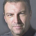 Steven Maines als TAC Officer