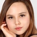 Miranda Kay als María José San Román Quiroz "Marijo"