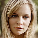 Tara Blaise als Beth