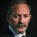 Levent Can als Erhan