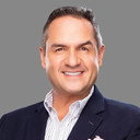 Mauricio Vélez als Gonzalo González 'El Papa'.