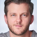 Ari Pollack als Pierre