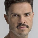 Guto Requena als Self
