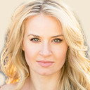 Morgan Page als Amanda Marks