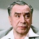 Григорий Шамшурин als Aleksey, Veronika's Father