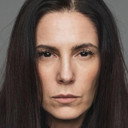 Laura Haddad als Natália