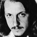 Cláudio MacDowell als Christian / the gardener