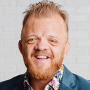 Ben Kjar als Self