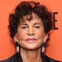 Mercedes Ruehl als Irene Madigan