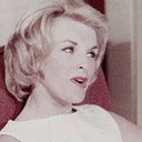 Carmen Sotir als Angeline