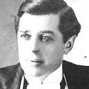 Hal Clarendon als Capt. Giles