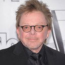 Paul Williams als Elf