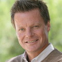 Stefan Schwarz als Self (archive footage)